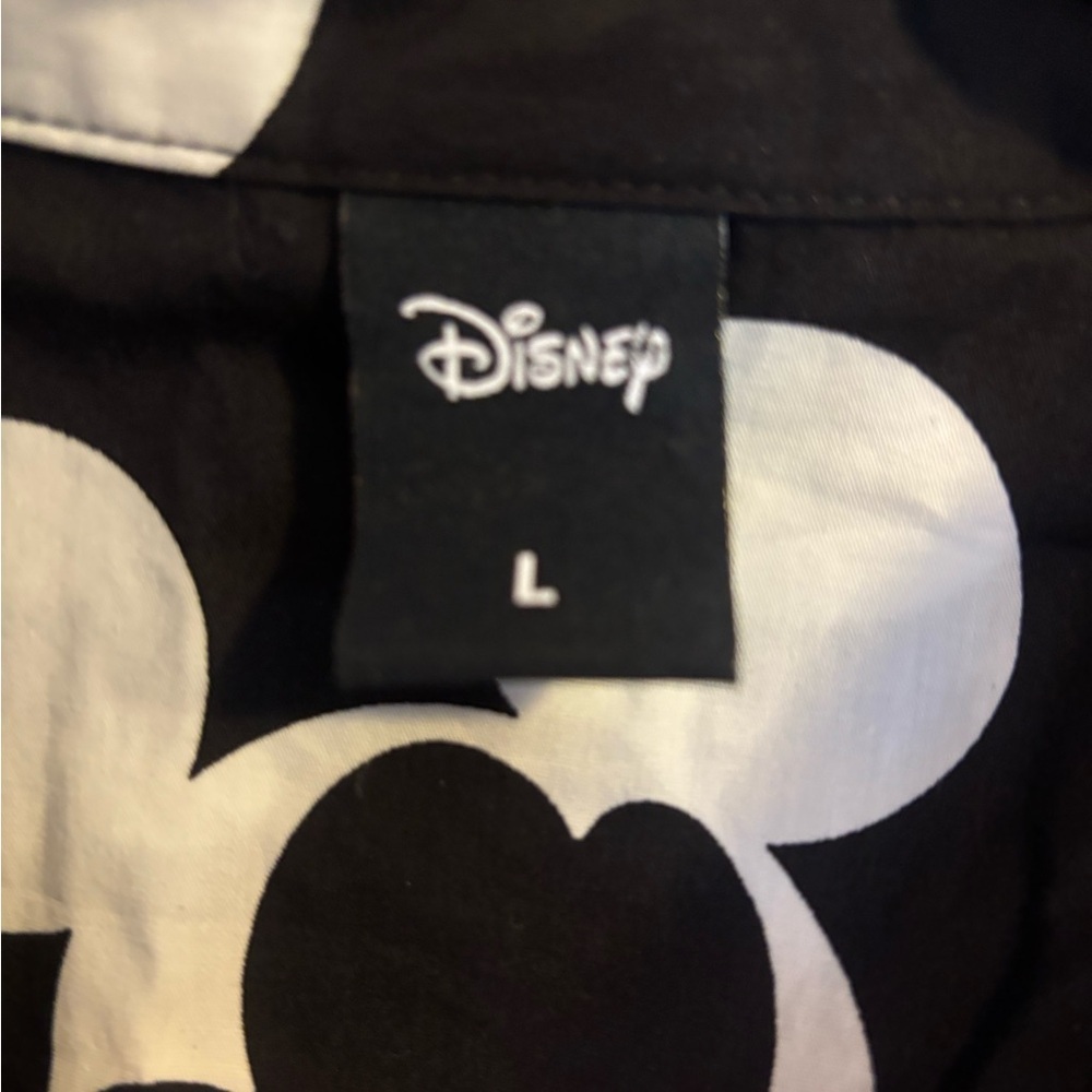 NWT Neff x Disney Men's Allover Print Button-Down Shirt sz L - Picture 2 of 7
